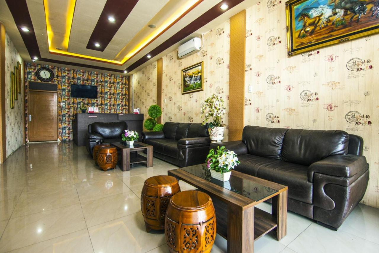 Oyo 2310 Residence 68 Pematang Siantar Exterior foto