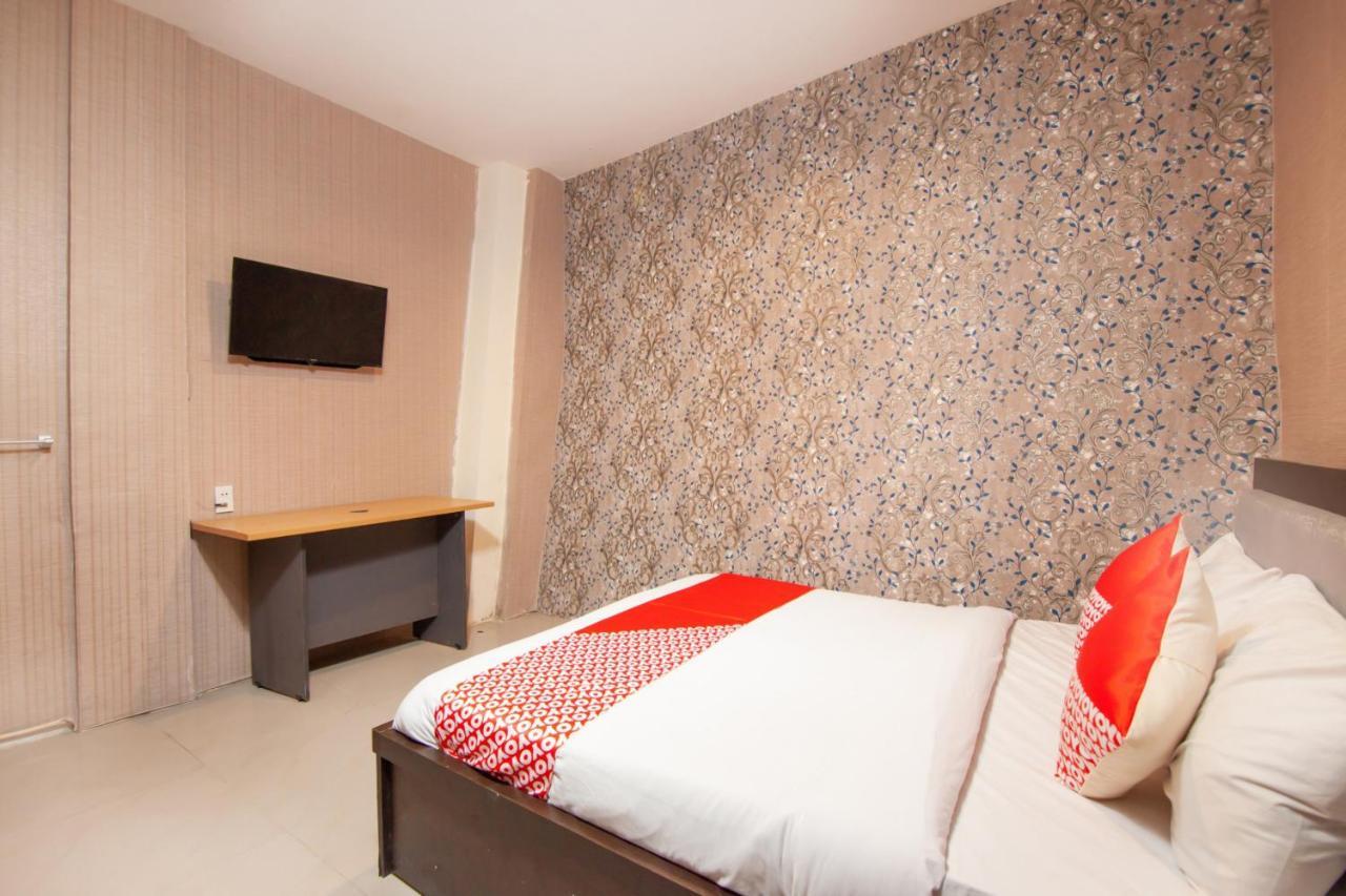 Oyo 2310 Residence 68 Pematang Siantar Exterior foto