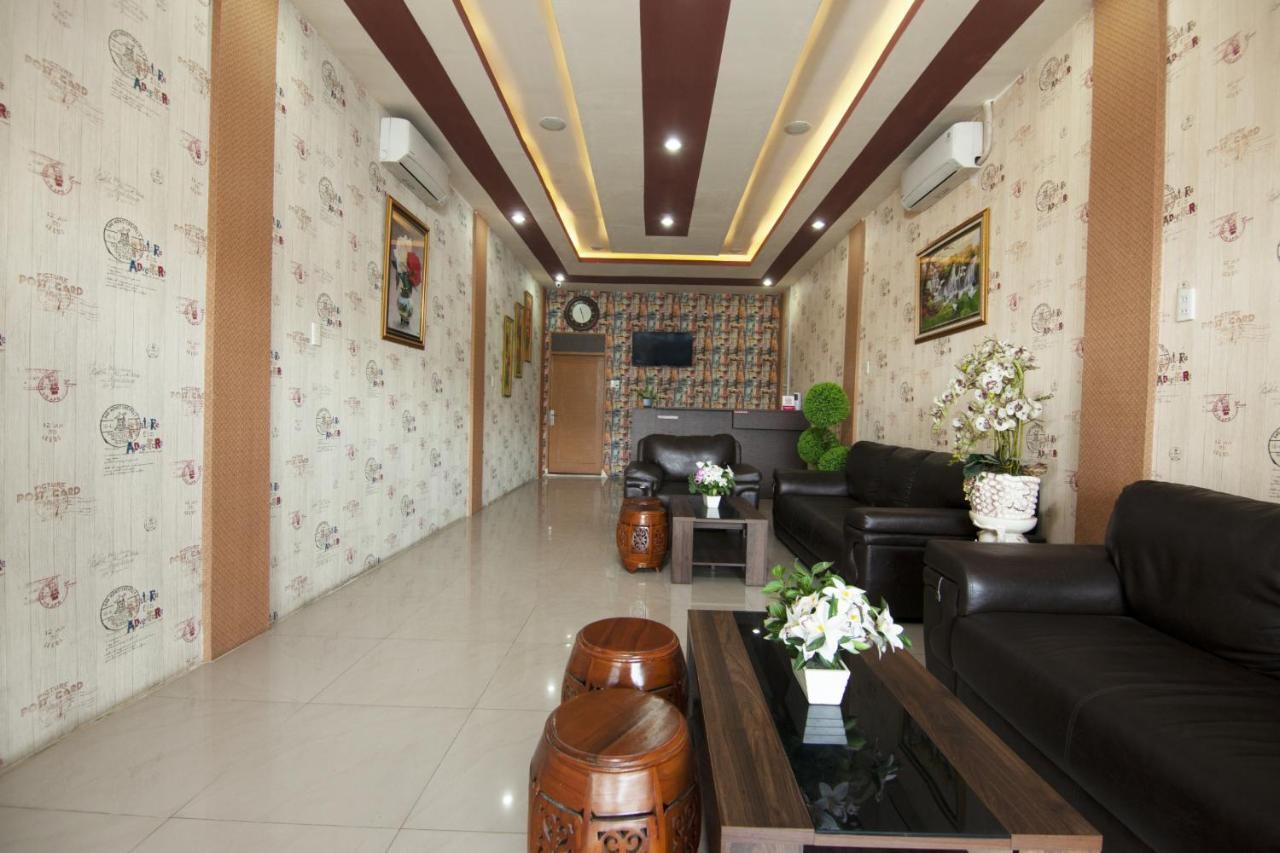 Oyo 2310 Residence 68 Pematang Siantar Exterior foto